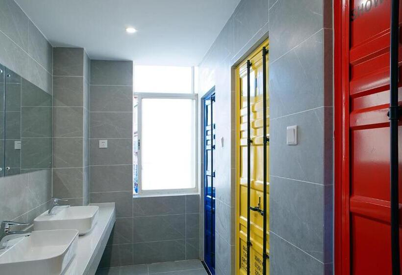تختخواب در اتاق مشترک, The Cloudland International Youth Hostel Close To The City Center,15 Min Walks To The Subway, Close