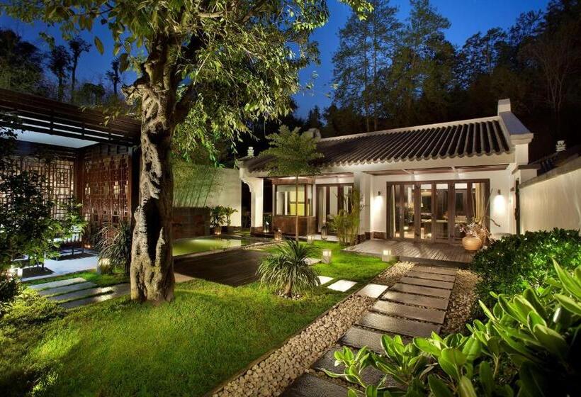 ویلای یک اتاق خوابه با استخر شنا, Banyan Tree Tengchong