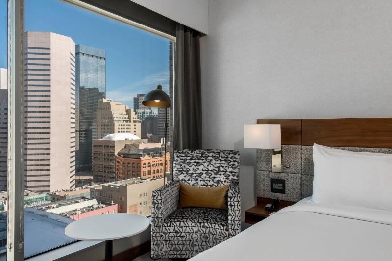اتاق استاندارد با تخت بزرگ, Ac Hotel By Marriott Denver Downtown