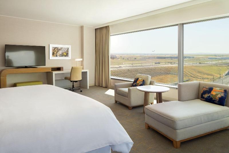 اتاق استاندارد با تخت بزرگ, Ac Hotel By Marriott Denver Downtown