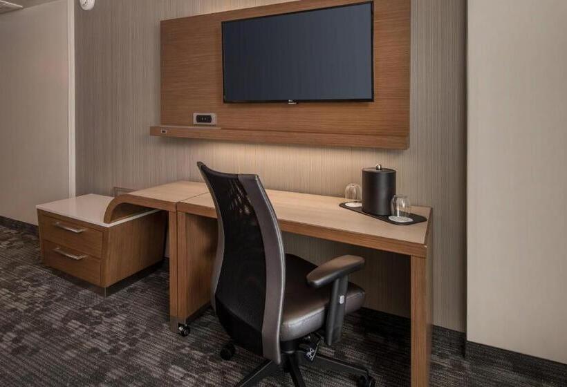 اتاق استاندارد, Courtyard By Marriott Hershey Chocolate Avenue