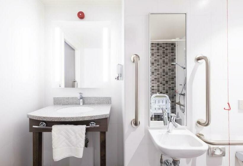 اتاق استاندارد, Hampton By Hilton Aberdeen Airport