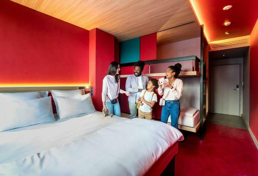 غرفة قياسية رباعية, Yooma Urban Lodge Tour Eiffel