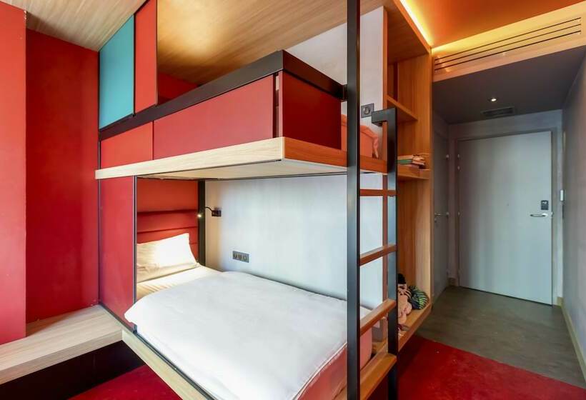 غرفة قياسية رباعية, Yooma Urban Lodge Tour Eiffel