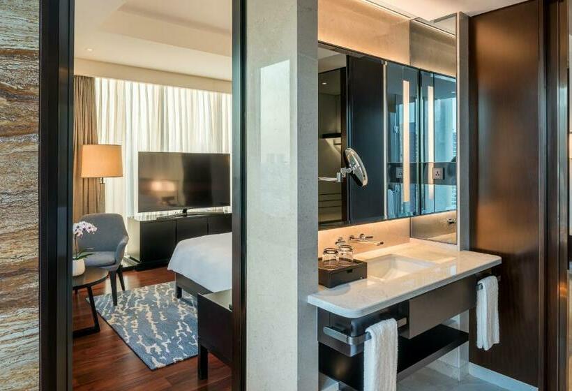 اتاق استاندارد با تخت بزرگ, Hyatt Regency Shanghai Global Harbor