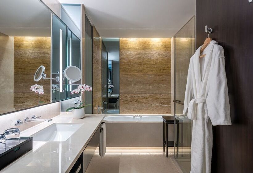اتاق کلاب, Hyatt Regency Shanghai Global Harbor