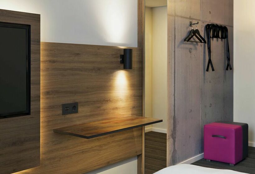 اتاق استاندارد, Moxy Stuttgart Airport/messe