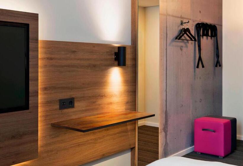 اتاق استاندارد, Moxy Stuttgart Airport/messe