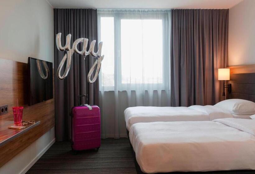 اتاق استاندارد, Moxy Stuttgart Airport/messe