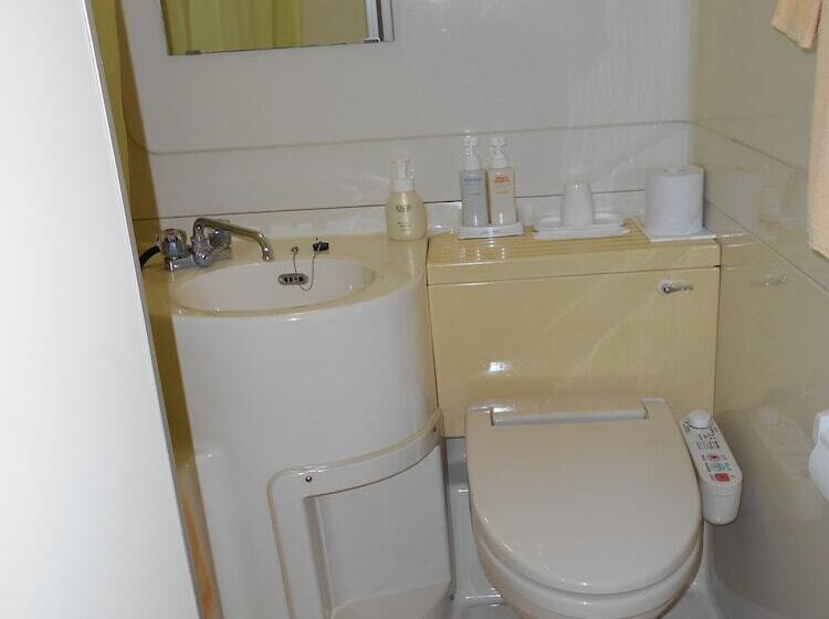 اتاق استاندارد یک نفره, New Central Hotel Katsuta