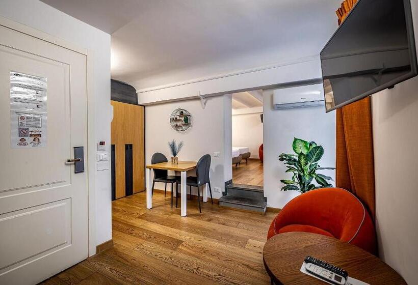 استودیوی استاندارد, Martelli 6 Suite & Apartments