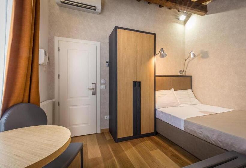 اتاق اکونومی, Martelli 6 Suite & Apartments