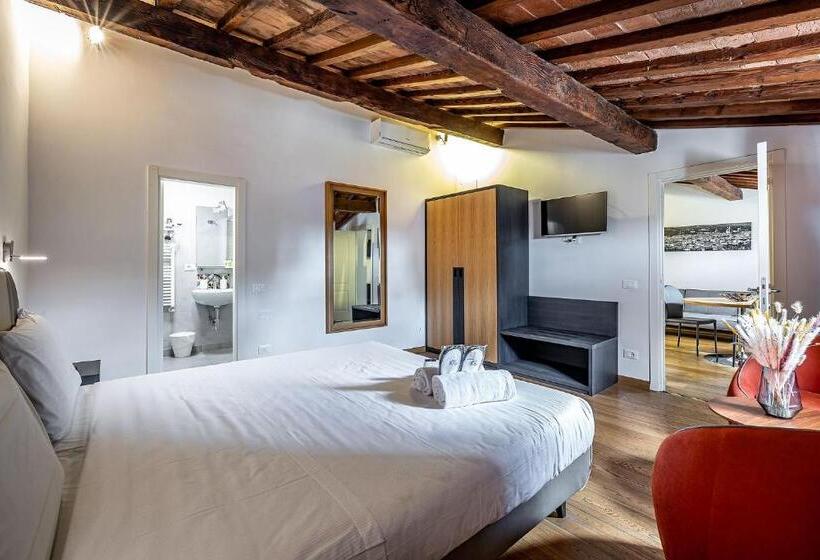 سوئیت پریمیوم, Martelli 6 Suite & Apartments