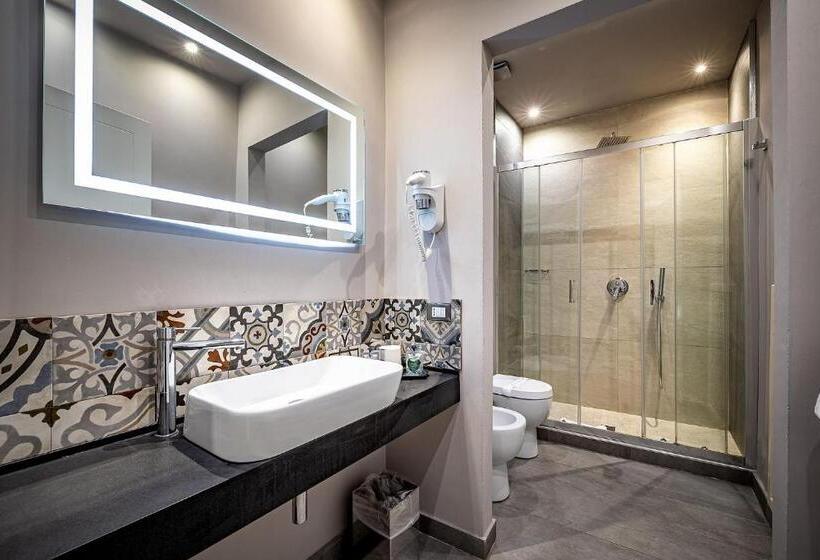 اتاق سوپریور با تخت بزرگ, Martelli 6 Suite & Apartments