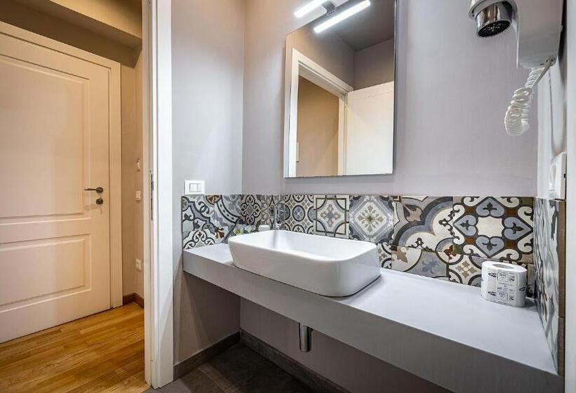 اتاق سوپریور با تخت بزرگ, Martelli 6 Suite & Apartments