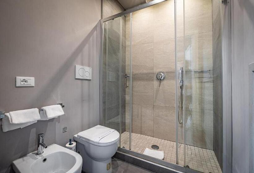 اتاق سوپریور با تخت بزرگ, Martelli 6 Suite & Apartments