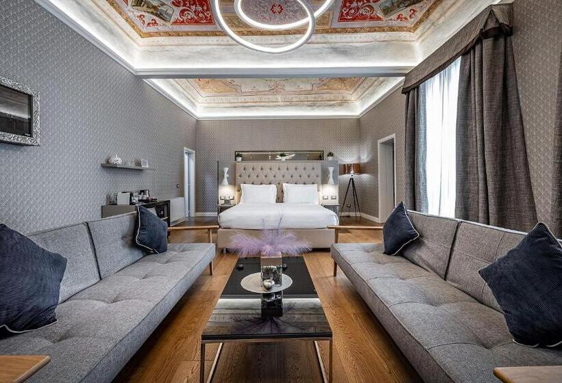 سوئیت پرزیدنت, Martelli 6 Suite & Apartments
