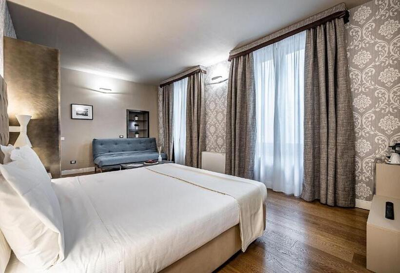 اتاق سوپریور سه تخته, Martelli 6 Suite & Apartments