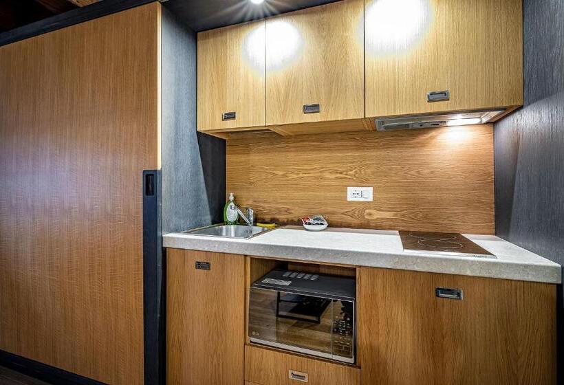 سوئیت پریمیوم, Martelli 6 Suite & Apartments