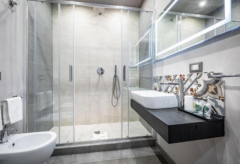 اتاق سوپریور با تخت بزرگ, Martelli 6 Suite & Apartments