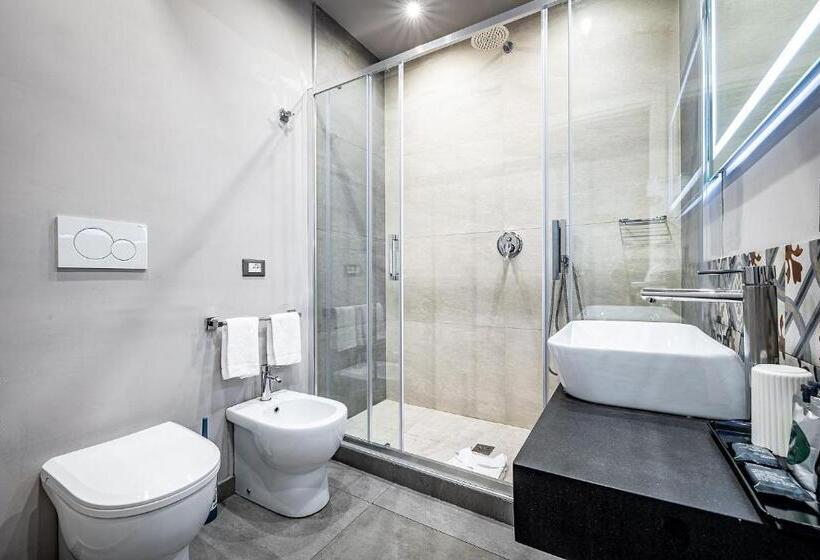 اتاق سوپریور با تخت بزرگ, Martelli 6 Suite & Apartments