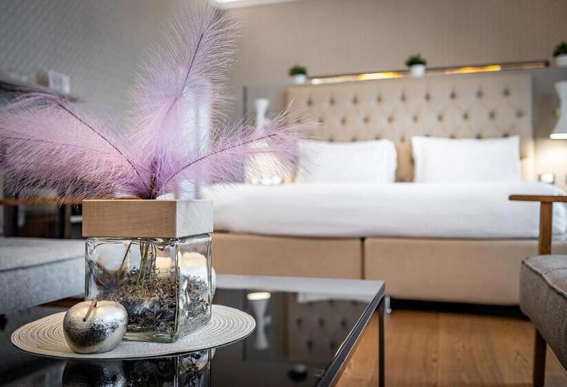 سوئیت پرزیدنت, Martelli 6 Suite & Apartments