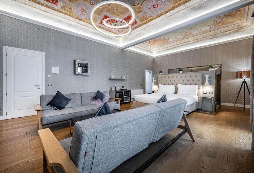 سوئیت پرزیدنت, Martelli 6 Suite & Apartments