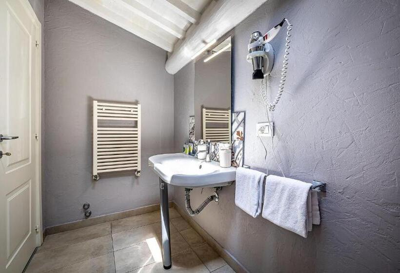 سوئیت پریمیوم, Martelli 6 Suite & Apartments