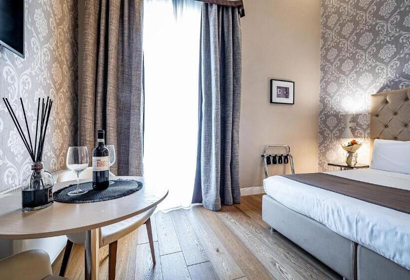 اتاق سوپریور با تخت بزرگ, Martelli 6 Suite & Apartments