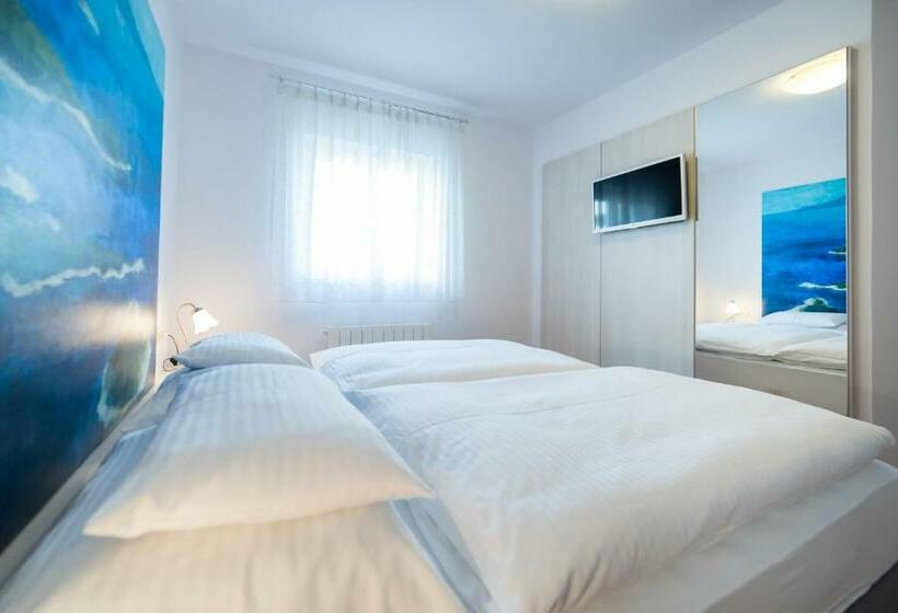 标准间, Rooms Raič