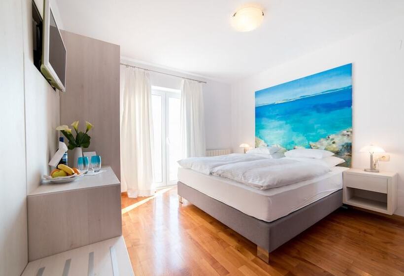 标准间, Rooms Raič