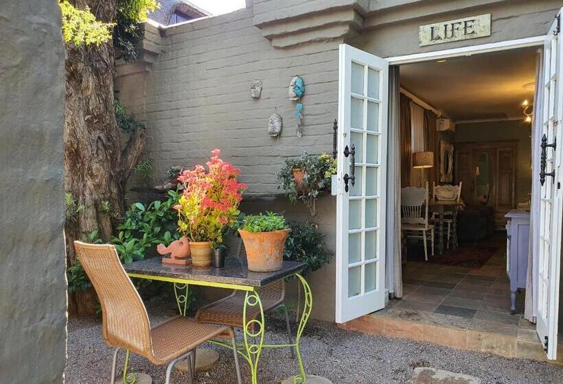 اتاق خانوادگی, Waterhouse Guest Lodge In Waterkloof