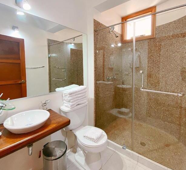اتاق سوپریور سه تخته, Casa Tramontana