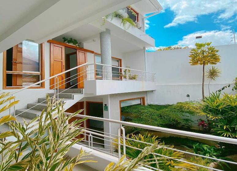 اتاق لوکس خانوادگی, Casa Tramontana