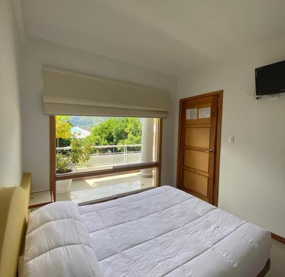 اتاق لوکس خانوادگی, Casa Tramontana
