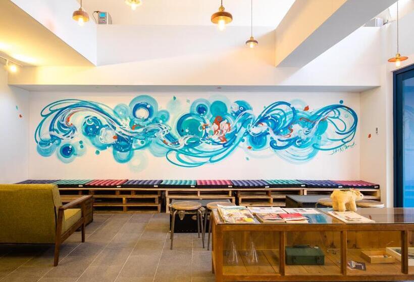 اتاق لوکس با چشم‌انداز دریا, Uzuhouse   Hostel