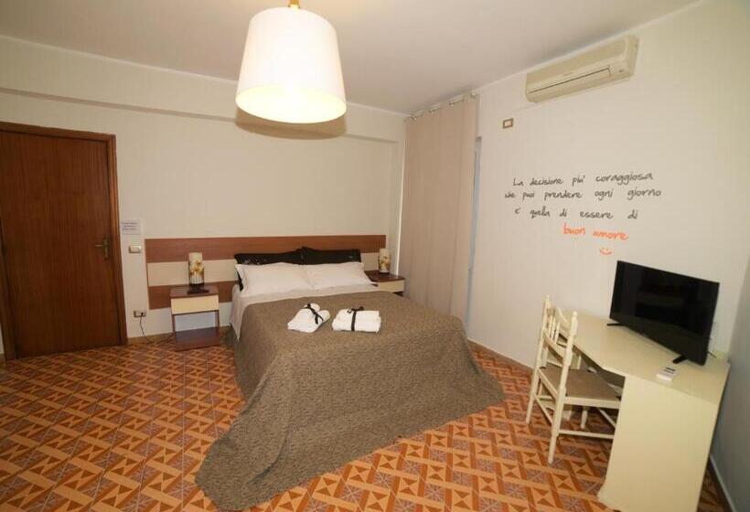 آپارتمان 1 خوابه با بالکن, B&b Lamezia Terme