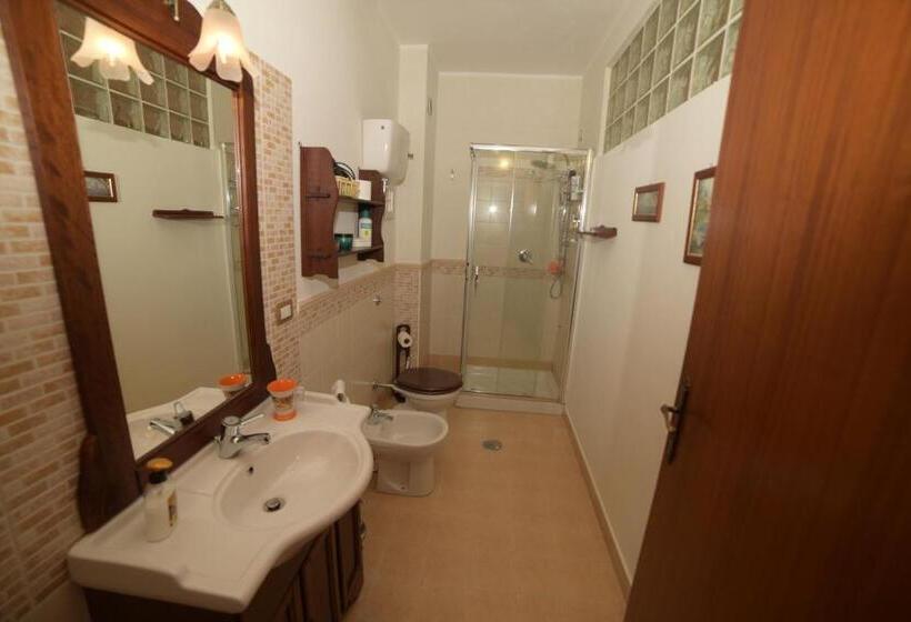 آپارتمان 1 خوابه با بالکن, B&b Lamezia Terme