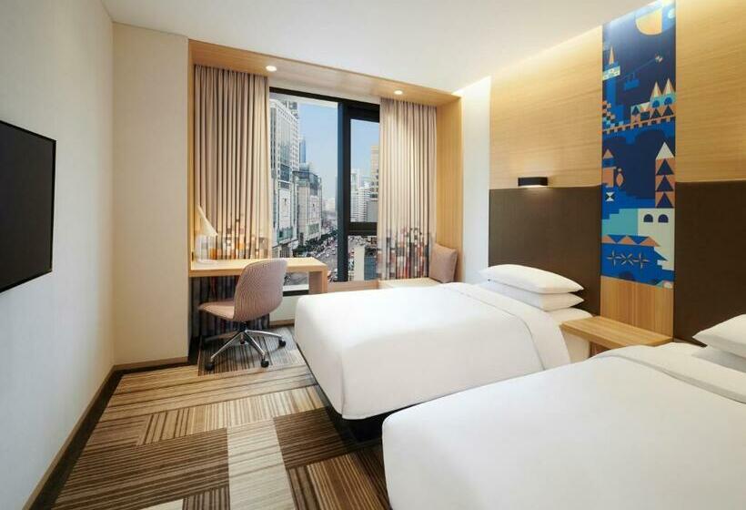 استودیوی استاندارد, Aloft Seoul Myeongdong