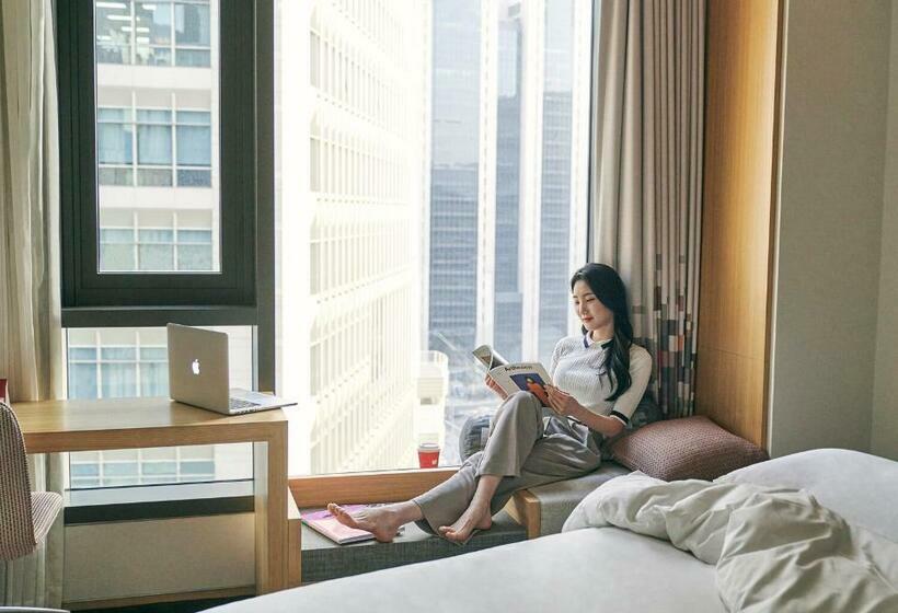 استودیوی استاندارد, Aloft Seoul Myeongdong
