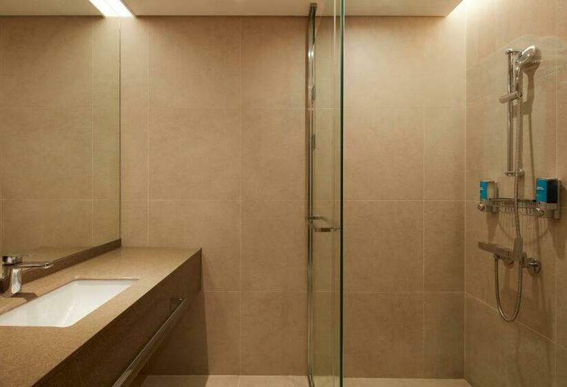 استودیوی استاندارد, Aloft Seoul Myeongdong