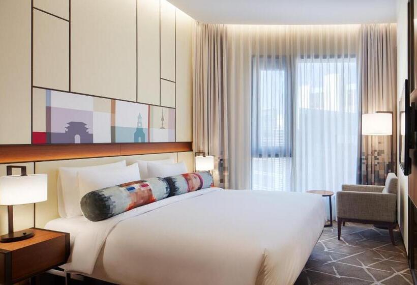 سوئیت جونیور با تخت بزرگ, Aloft Seoul Myeongdong