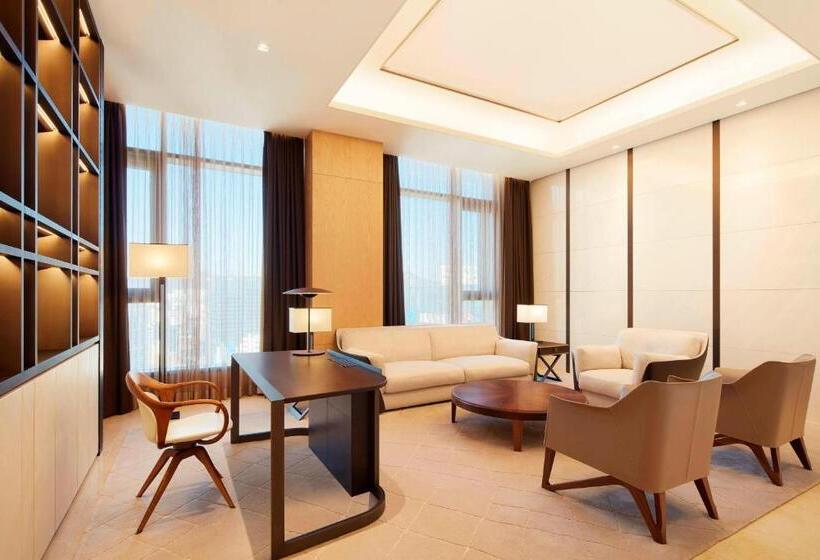 سوئیت پرزیدنت, Aloft Seoul Myeongdong