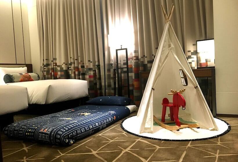 استودیوی استاندارد, Aloft Seoul Myeongdong