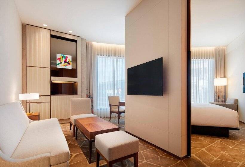 سوییت, Aloft Seoul Myeongdong