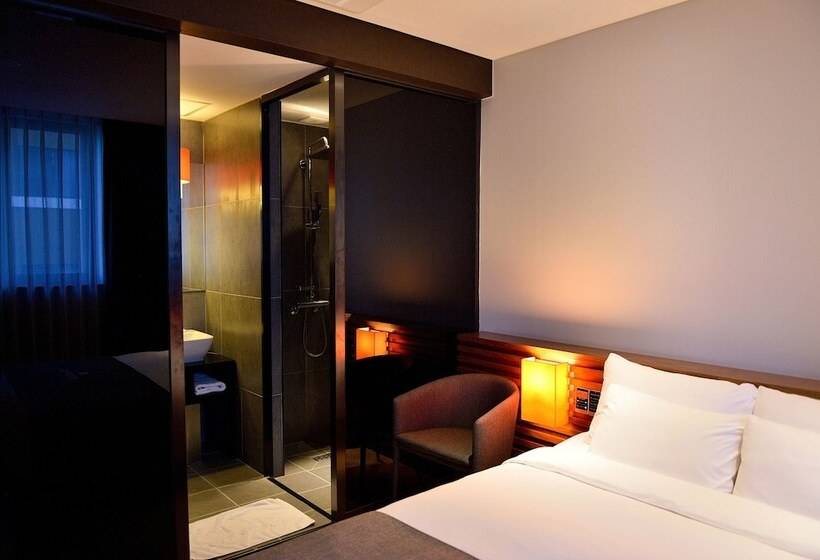 اتاق استاندارد, Golden Business