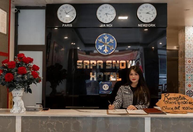 اتاق استاندارد سه نفره, Sapa Snow