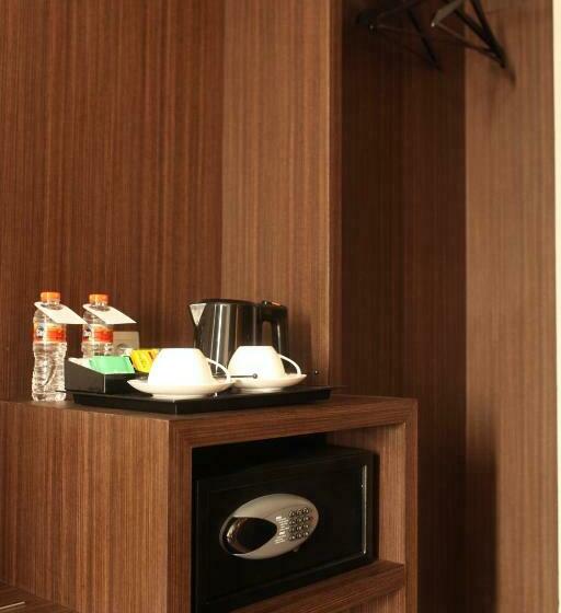 اتاق لوکس, Midtown Hotel Samarinda