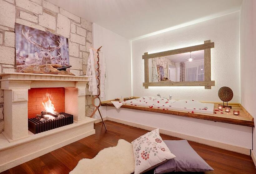 اتاق استاندارد با تخت بزرگ, Gobene Alacati