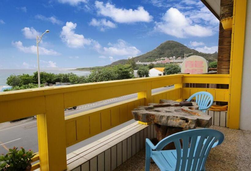 اتاق استاندارد چهار تخته با چشم‌انداز دریا, Goden Beach B&b